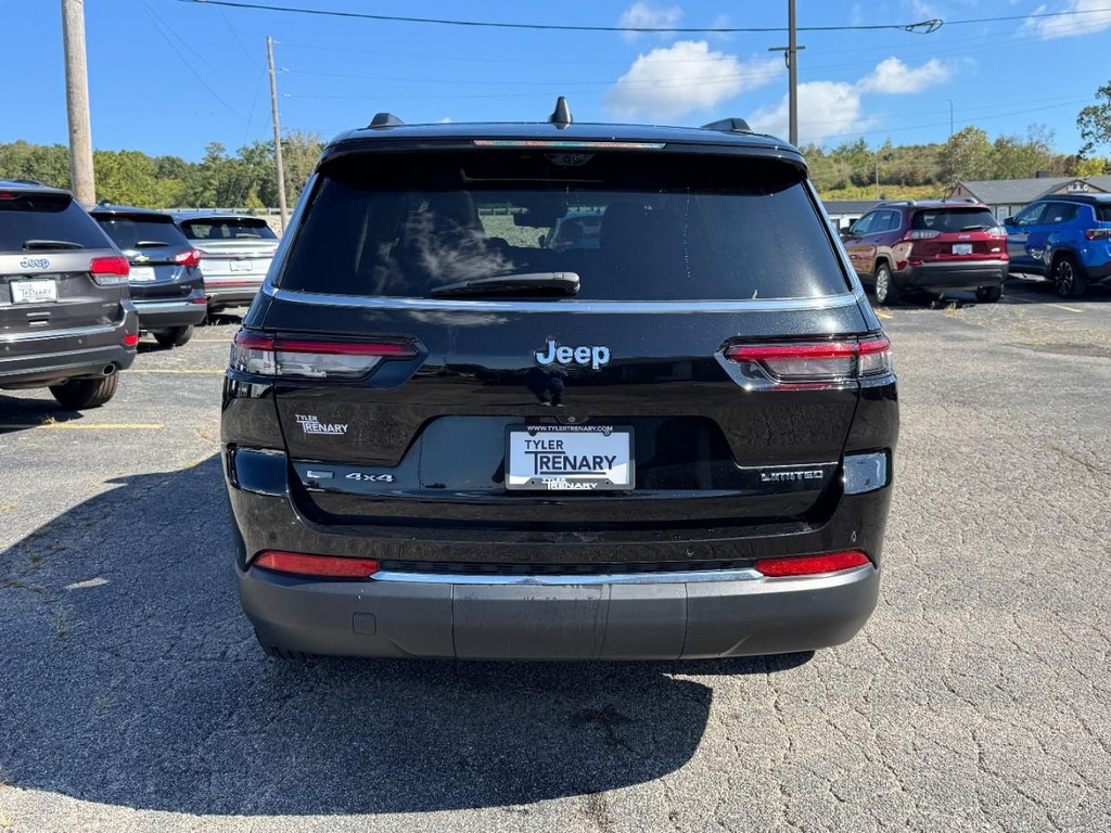 Jeep Grand Cherokee L Vehicle Full-screen Gallery Image 08