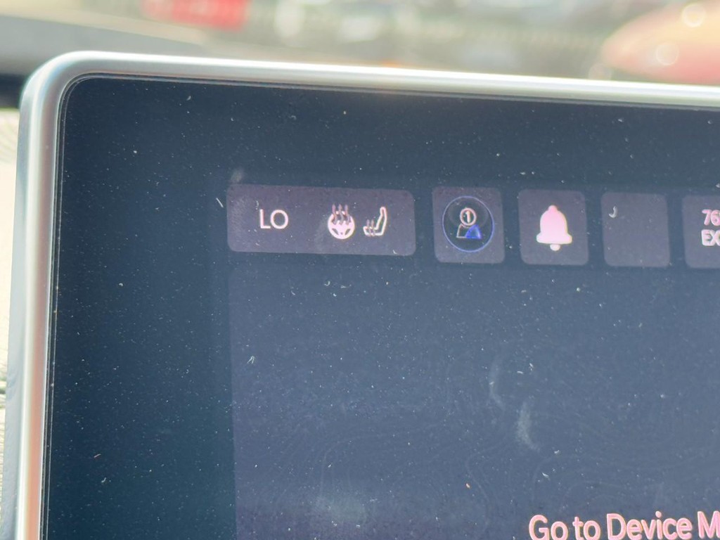 Jeep Compass Vehicle Full-screen Gallery Image 21