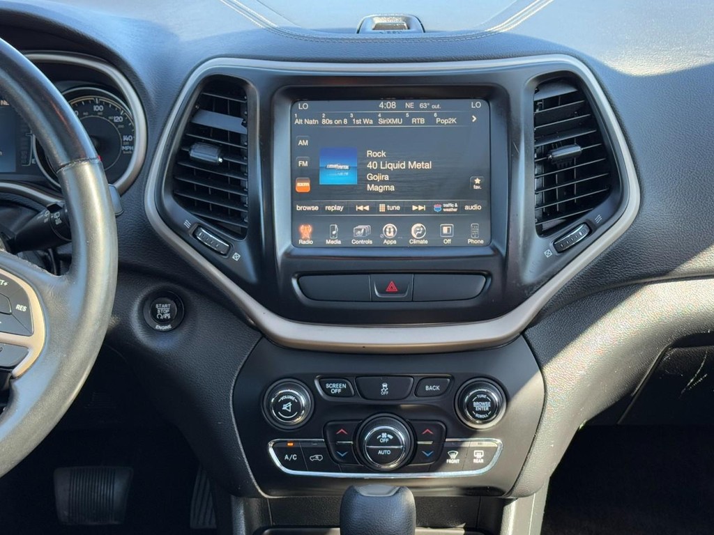 Jeep Cherokee Vehicle Full-screen Gallery Image 14