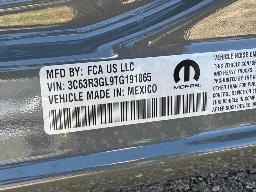 Ram 3500 Vehicle Full-screen Gallery Image 19