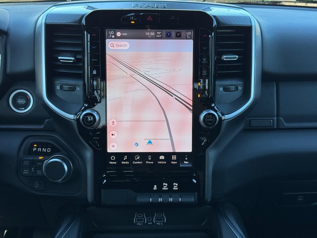 Ram 1500 Vehicle Full-screen Gallery Image 08