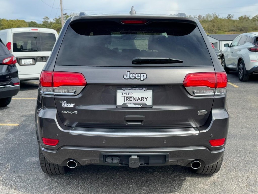 Jeep Grand Cherokee Vehicle Full-screen Gallery Image 09