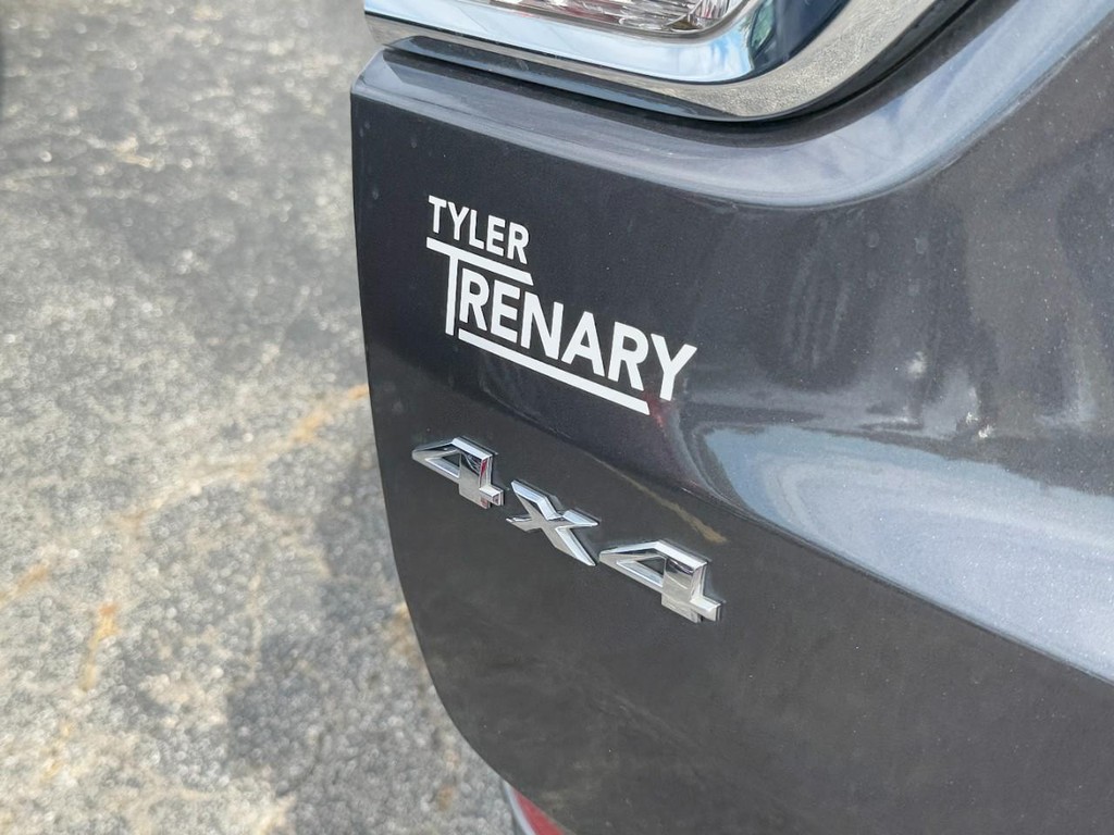 Jeep Grand Cherokee Vehicle Full-screen Gallery Image 10