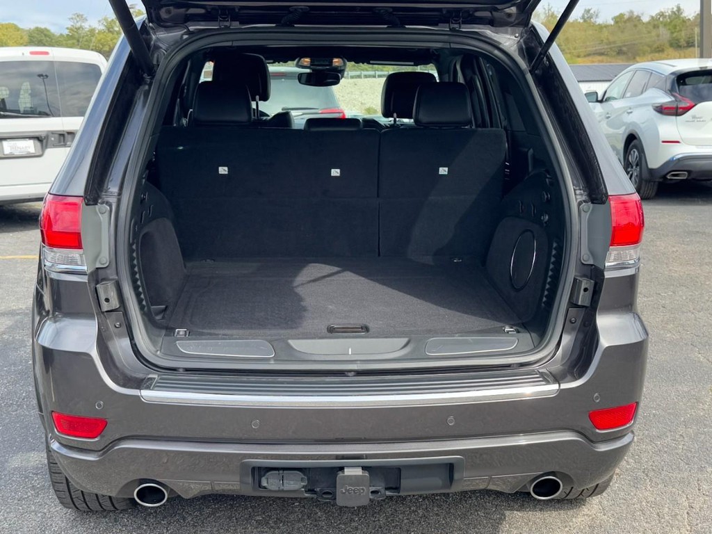 Jeep Grand Cherokee Vehicle Full-screen Gallery Image 11