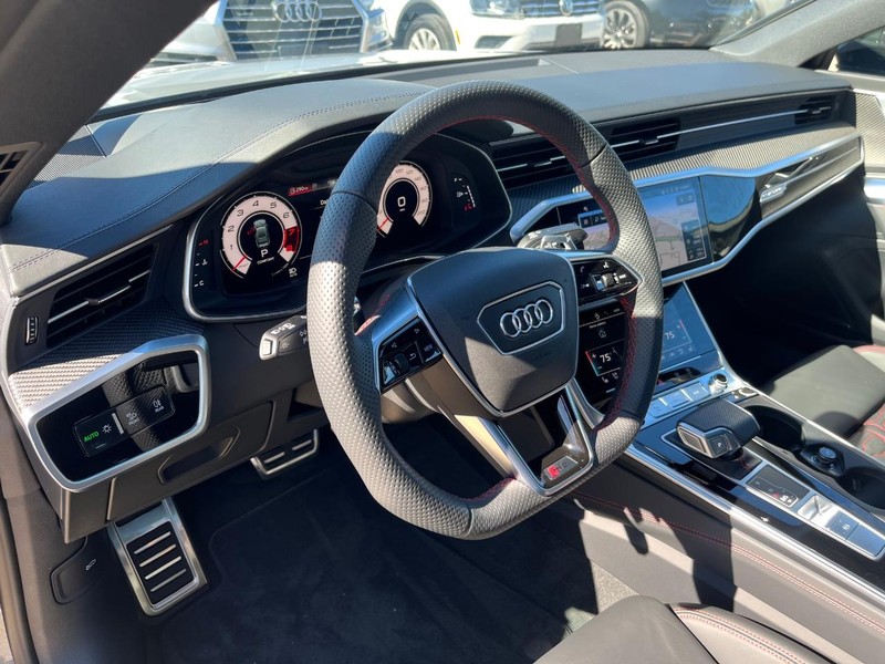 Audi RS 7 Vehicle Full-screen Gallery Image 10