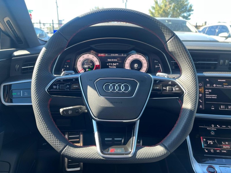 Audi RS 7 Vehicle Full-screen Gallery Image 20