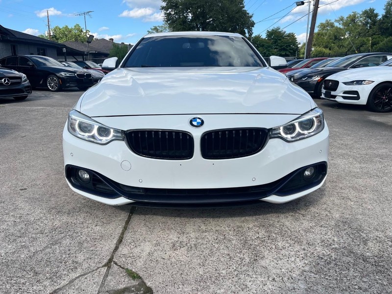 BMW 428i Gran Coupe xDrive Vehicle Full-screen Gallery Image 02