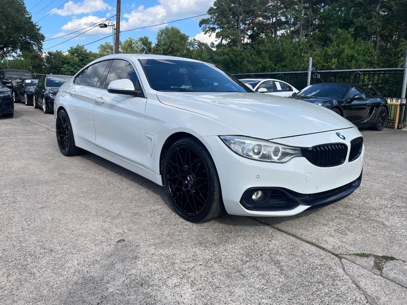 BMW 428i Gran Coupe xDrive Vehicle Full-screen Gallery Image 04