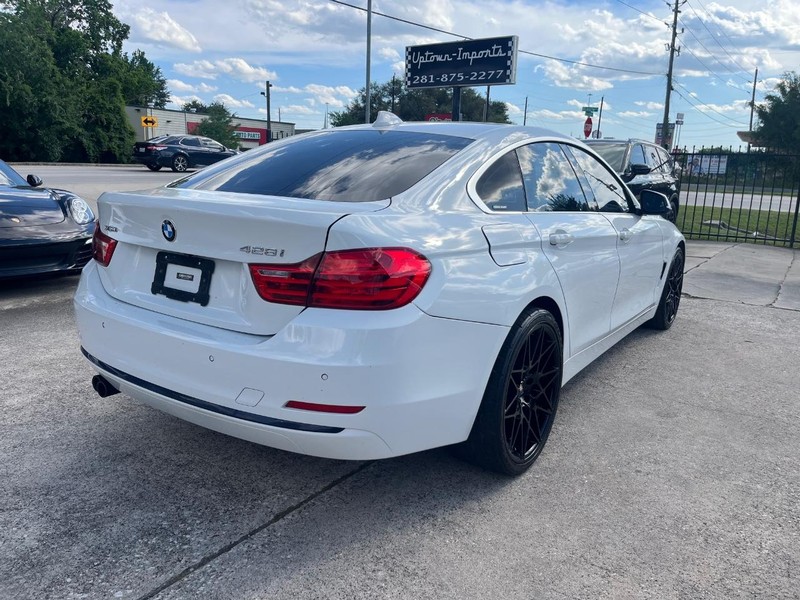 BMW 428i Gran Coupe xDrive Vehicle Full-screen Gallery Image 06