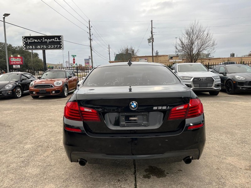 BMW 535i Vehicle Full-screen Gallery Image 07