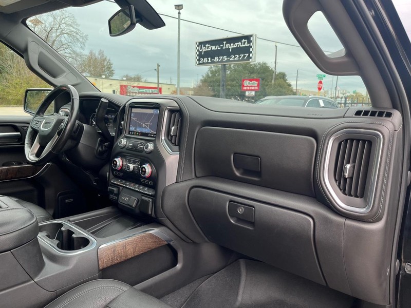 GMC Sierra 1500 Vehicle Full-screen Gallery Image 13