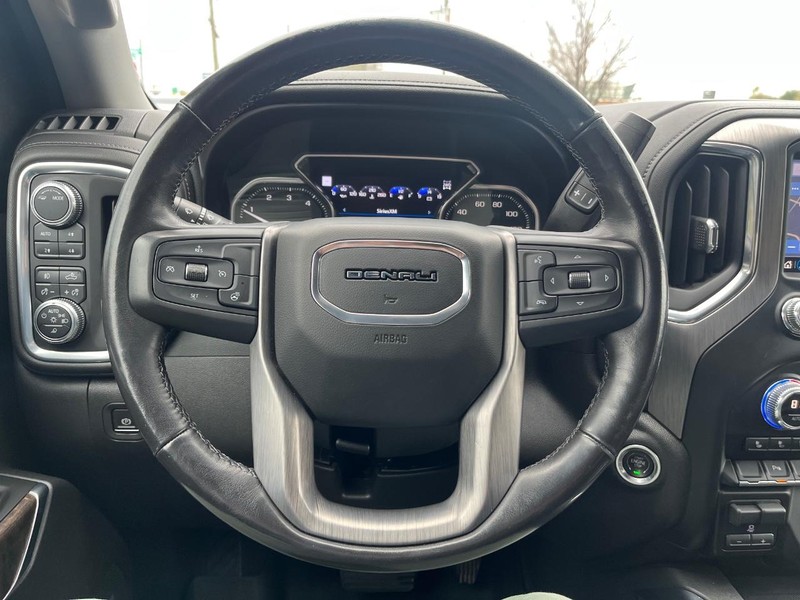 GMC Sierra 1500 Vehicle Full-screen Gallery Image 20