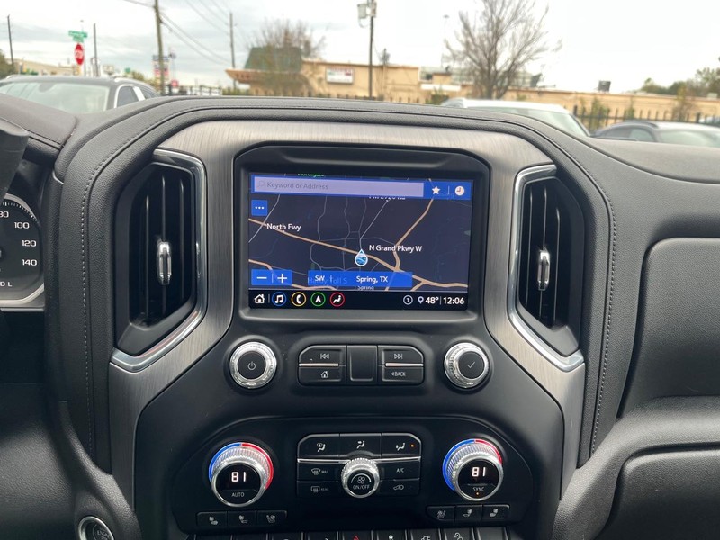 GMC Sierra 1500 Vehicle Full-screen Gallery Image 22