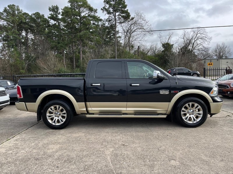 Ram 1500 Vehicle Full-screen Gallery Image 05