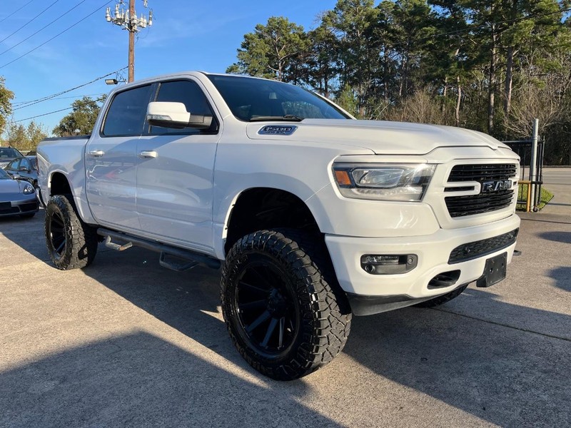 Ram 1500 Vehicle Full-screen Gallery Image 04