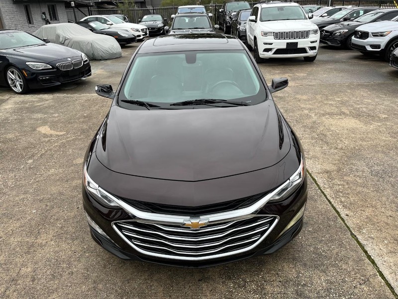 Chevrolet Malibu Vehicle Full-screen Gallery Image 03