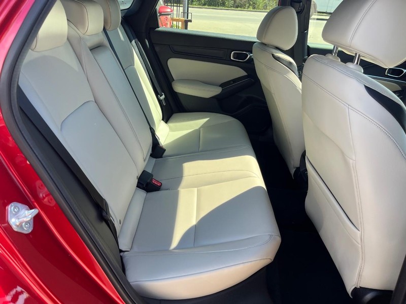 Acura Integra Vehicle Full-screen Gallery Image 16