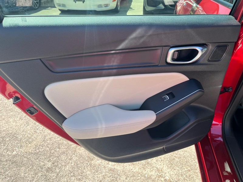Acura Integra Vehicle Full-screen Gallery Image 19