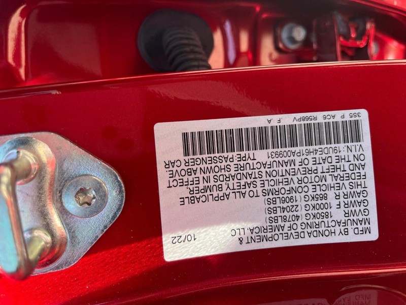 Acura Integra Vehicle Full-screen Gallery Image 27