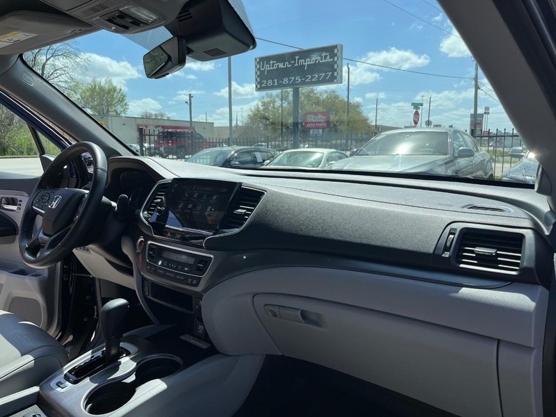 Honda Pilot Vehicle Full-screen Gallery Image 13