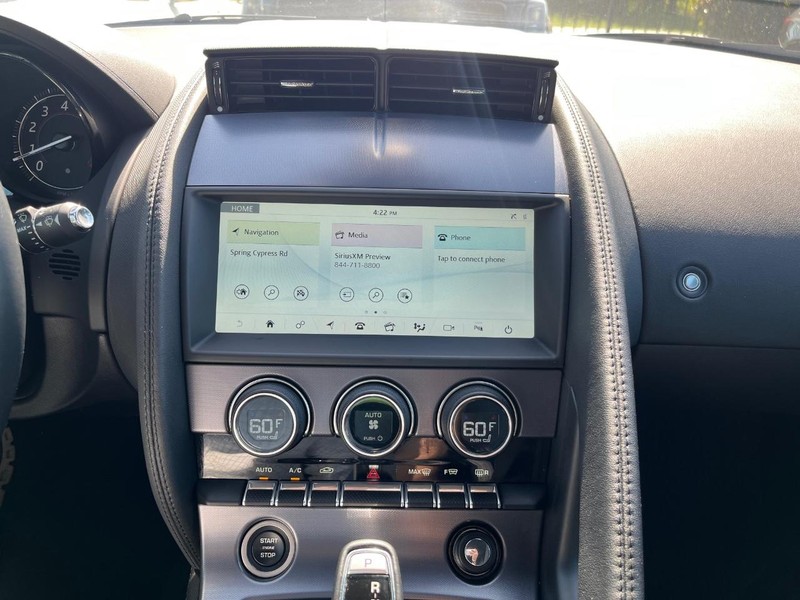 Jaguar F-Type Vehicle Full-screen Gallery Image 21