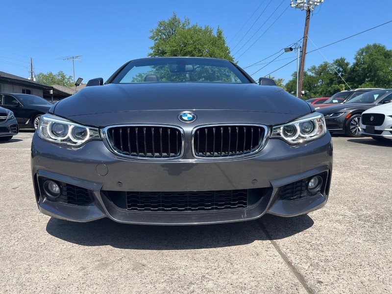 BMW 428i Vehicle Full-screen Gallery Image 03