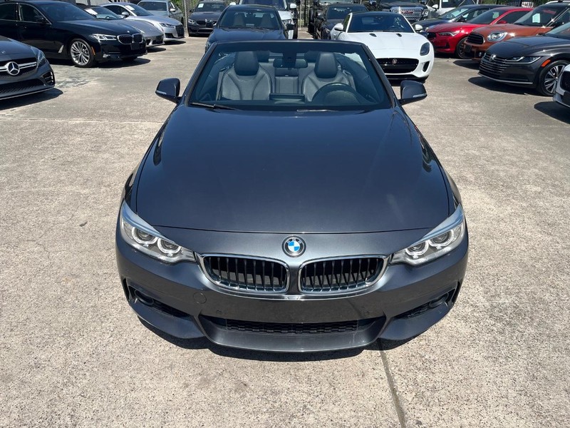 BMW 428i Vehicle Full-screen Gallery Image 04