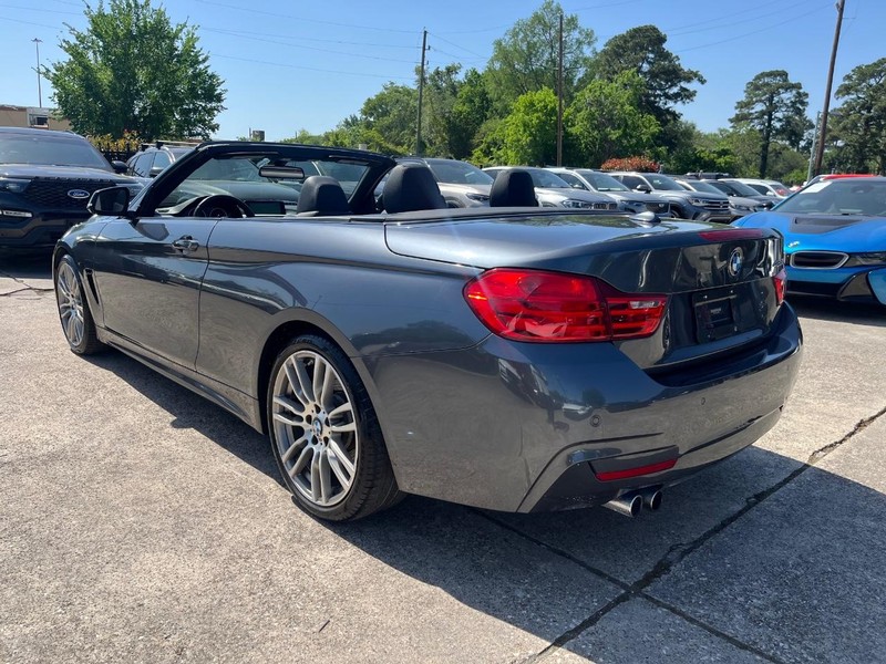 BMW 428i Vehicle Full-screen Gallery Image 15