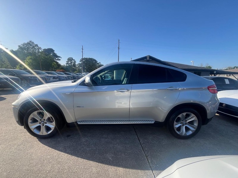 BMW X6 Vehicle Full-screen Gallery Image 08