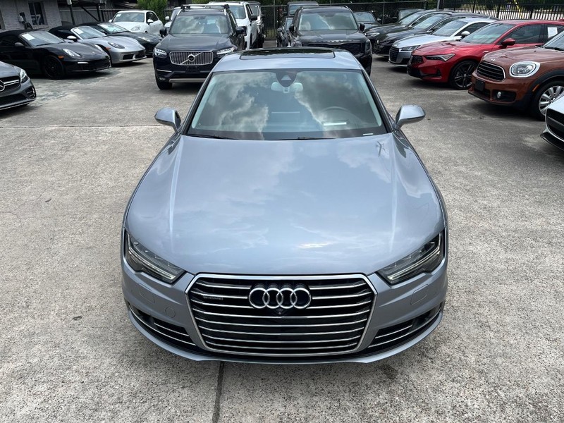 Audi A7 Vehicle Full-screen Gallery Image 03