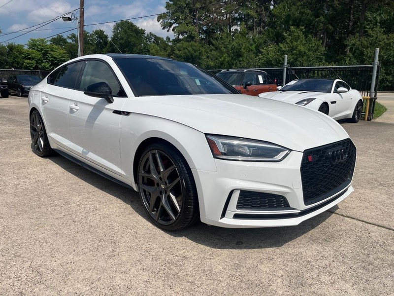 Audi S5 Sportback Vehicle Full-screen Gallery Image 04