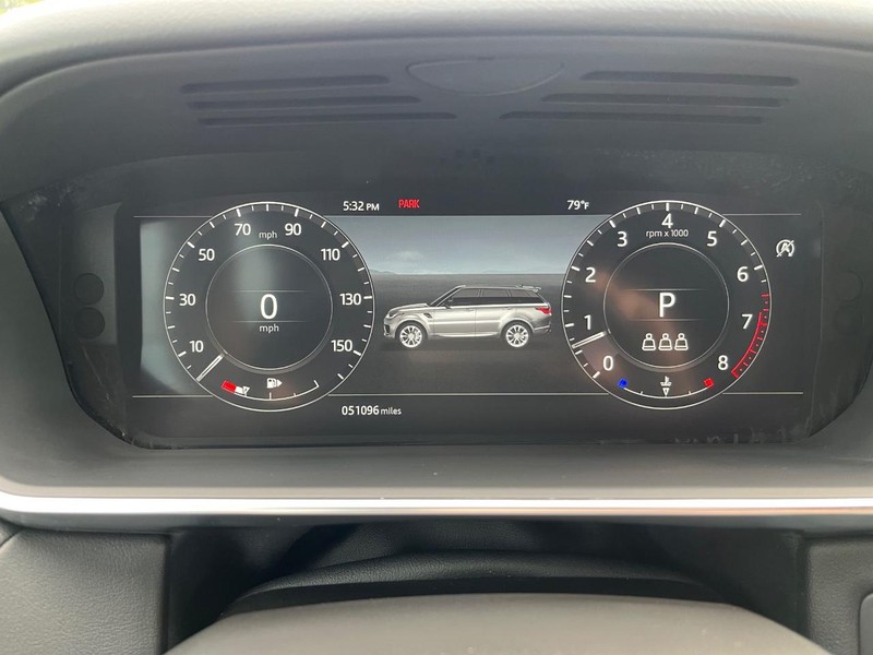 Land Rover Range Rover Sport Vehicle Full-screen Gallery Image 21