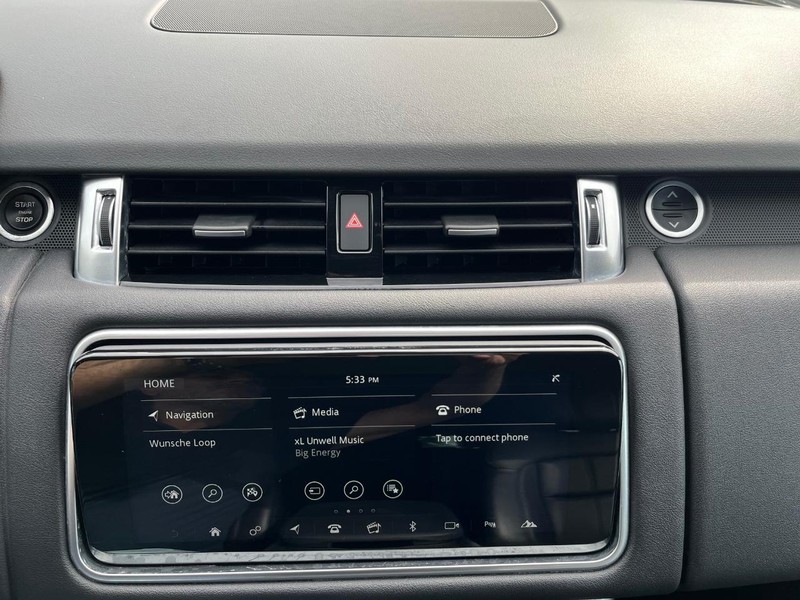 Land Rover Range Rover Sport Vehicle Full-screen Gallery Image 22