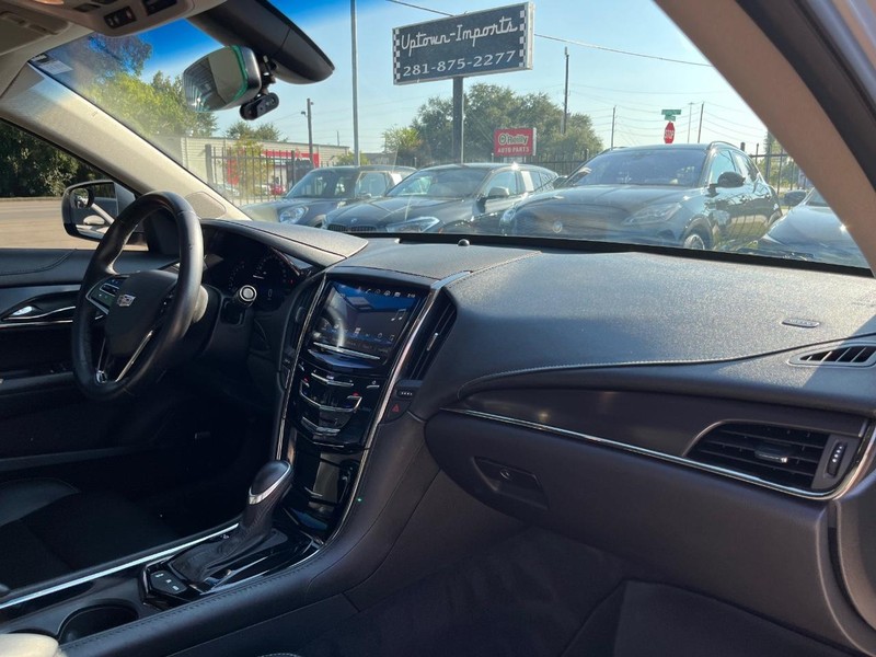 Cadillac ATS Sedan Vehicle Full-screen Gallery Image 13