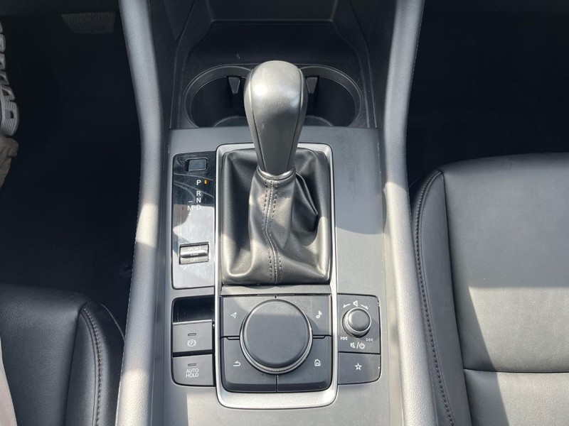 Mazda Mazda3 Hatchback Vehicle Full-screen Gallery Image 25