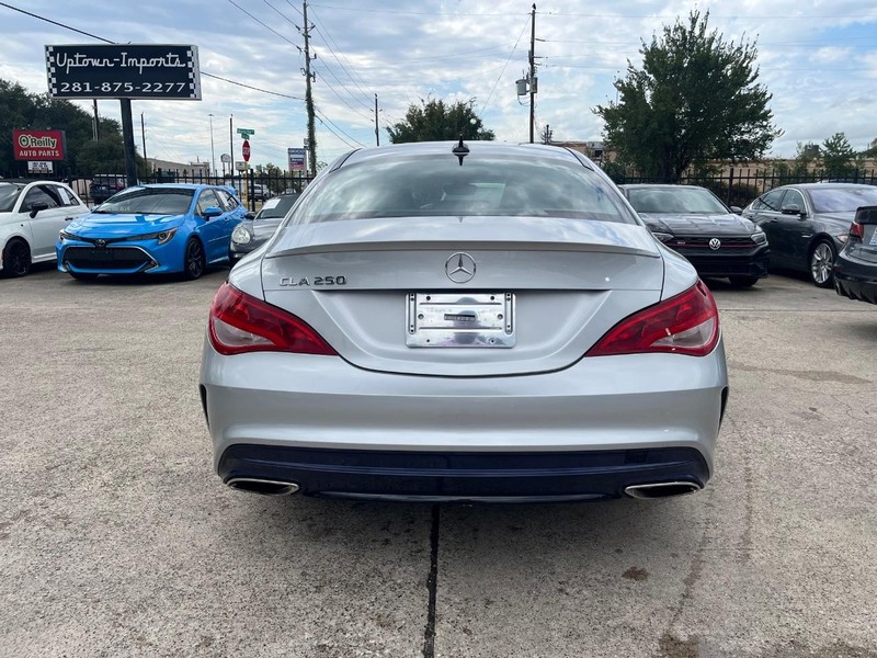 Mercedes-Benz CLA 250 Vehicle Full-screen Gallery Image 07