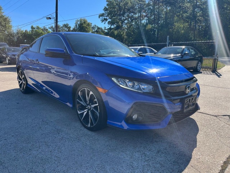 Honda Civic Coupe Vehicle Full-screen Gallery Image 04