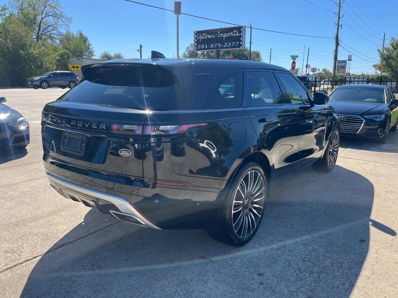 Land Rover Range Rover Velar Vehicle Full-screen Gallery Image 06