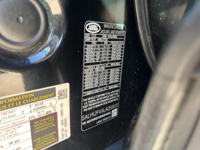 Land Rover Range Rover Velar Vehicle Full-screen Gallery Image 25