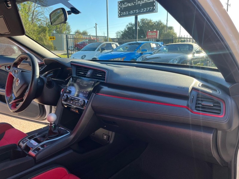 Honda Civic Type R Vehicle Full-screen Gallery Image 13