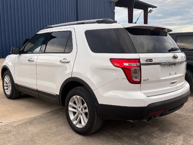 2014 Ford Explorer XLT's photo