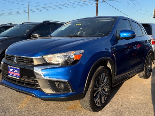 2017 Mitsubishi Outlander Sport 2.0 ES 2WD 5MT's photo