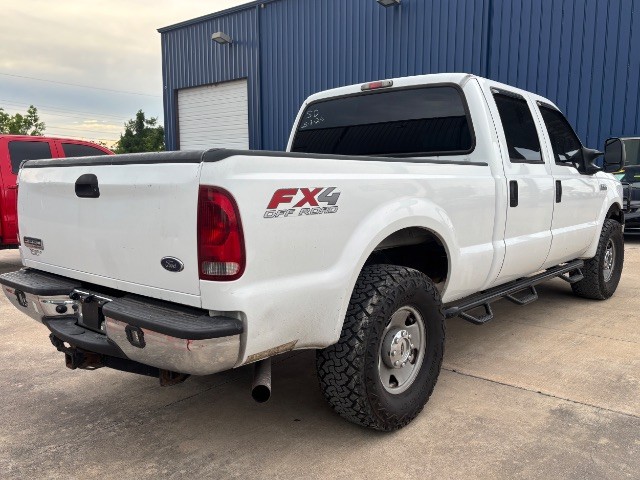 2006 Ford F-250 XL 4x4 Crew Cab SWB's photo