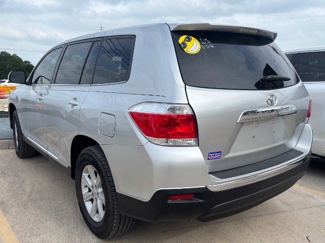 2012 Toyota Highlander Base 4X2 L4's photo