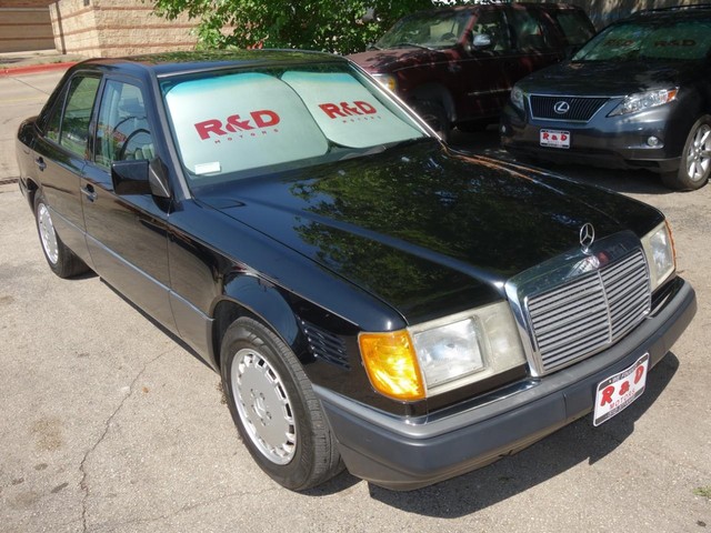 1993 Mercedes-Benz 300's photo