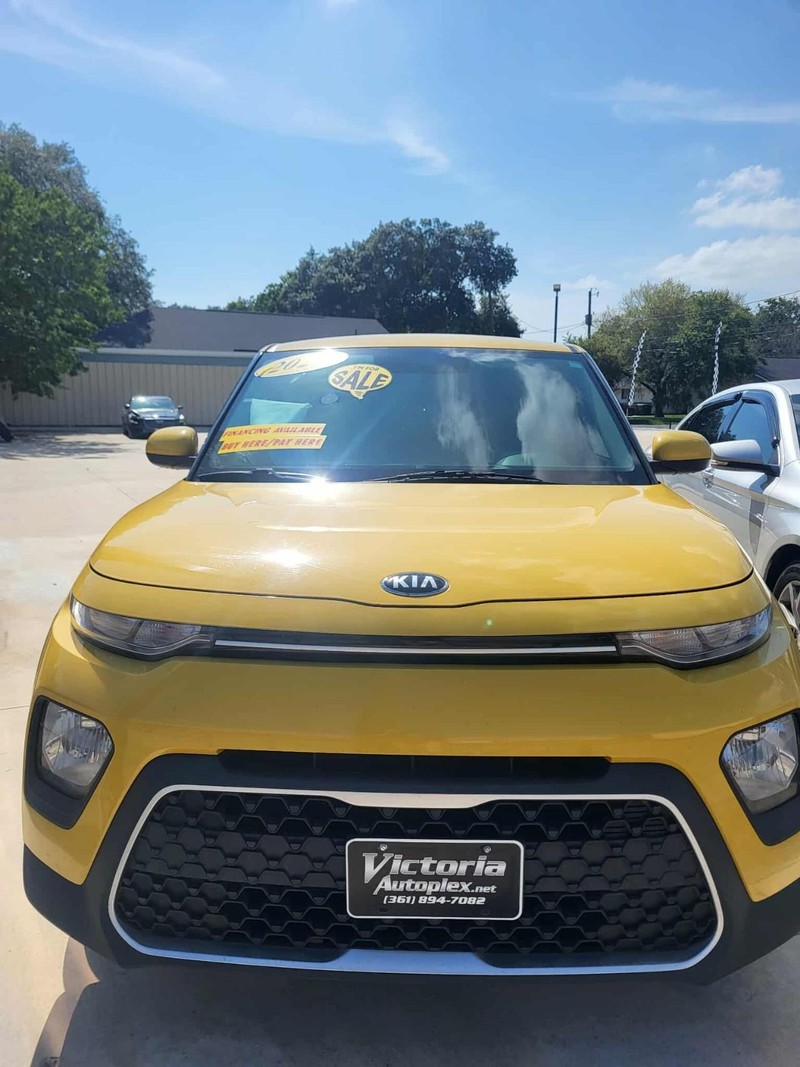 Kia Soul Vehicle Full-screen Gallery Image 2