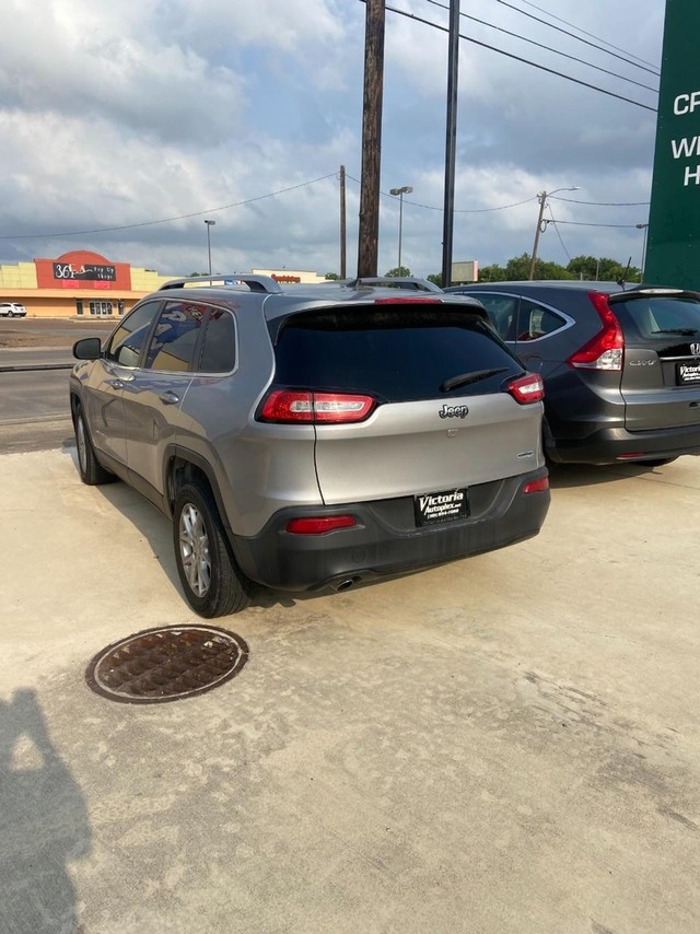 Jeep Cherokee 2WD Latitude Plus - Victoria TX