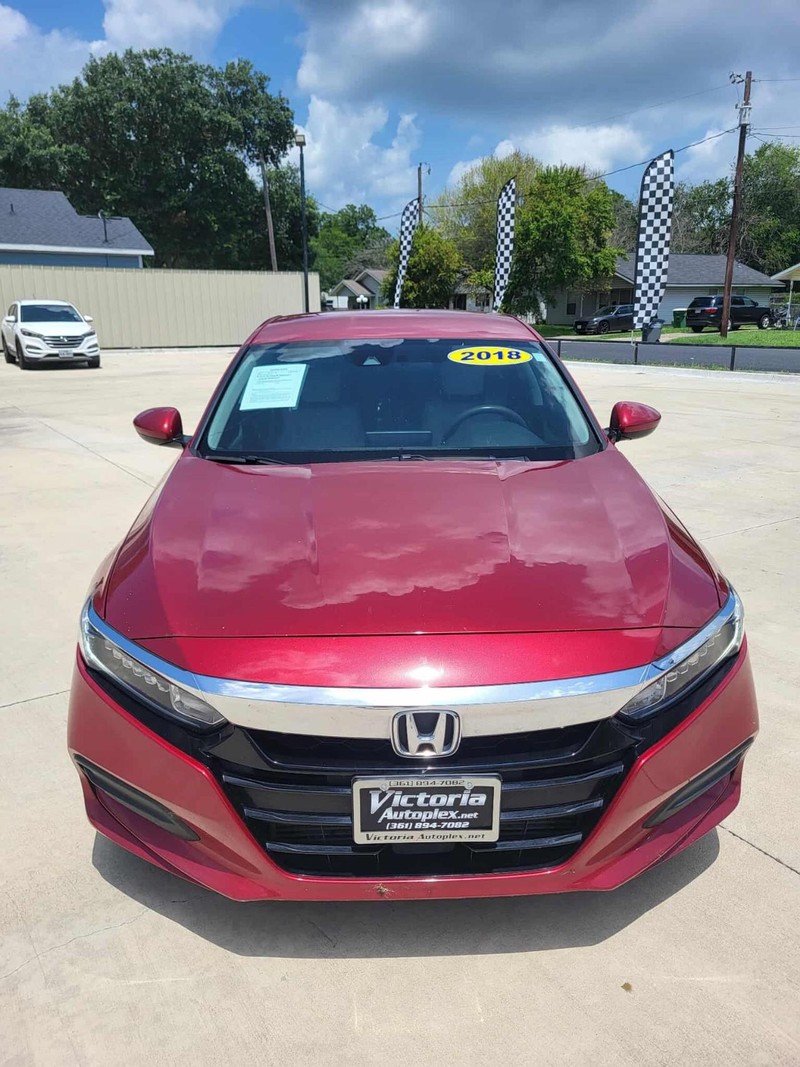 Honda Accord Sedan Vehicle Full-screen Gallery Image 5