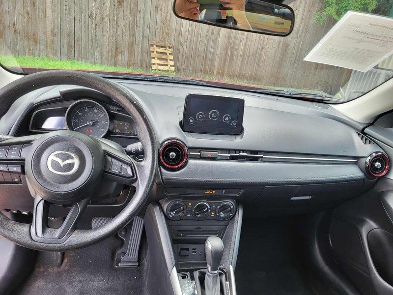 Mazda CX-3 Vehicle Full-screen Gallery Image 5