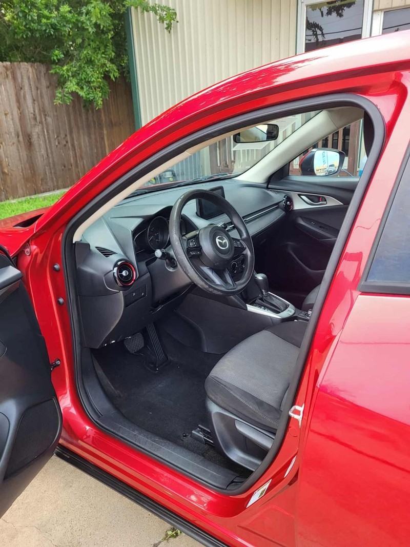 Mazda CX-3 Vehicle Full-screen Gallery Image 6